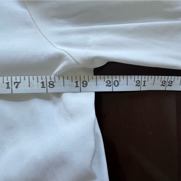 Vintage Embroidered White Shirt - Picture 7 of 10